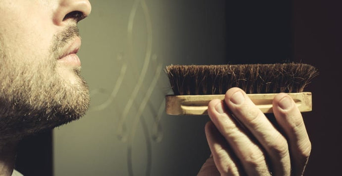 Pourquoi est-il important d’utiliser une brosse à barbe ?